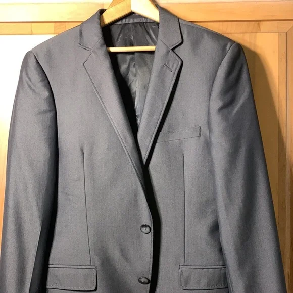 Esprit (38R) - Picture 10 of 16